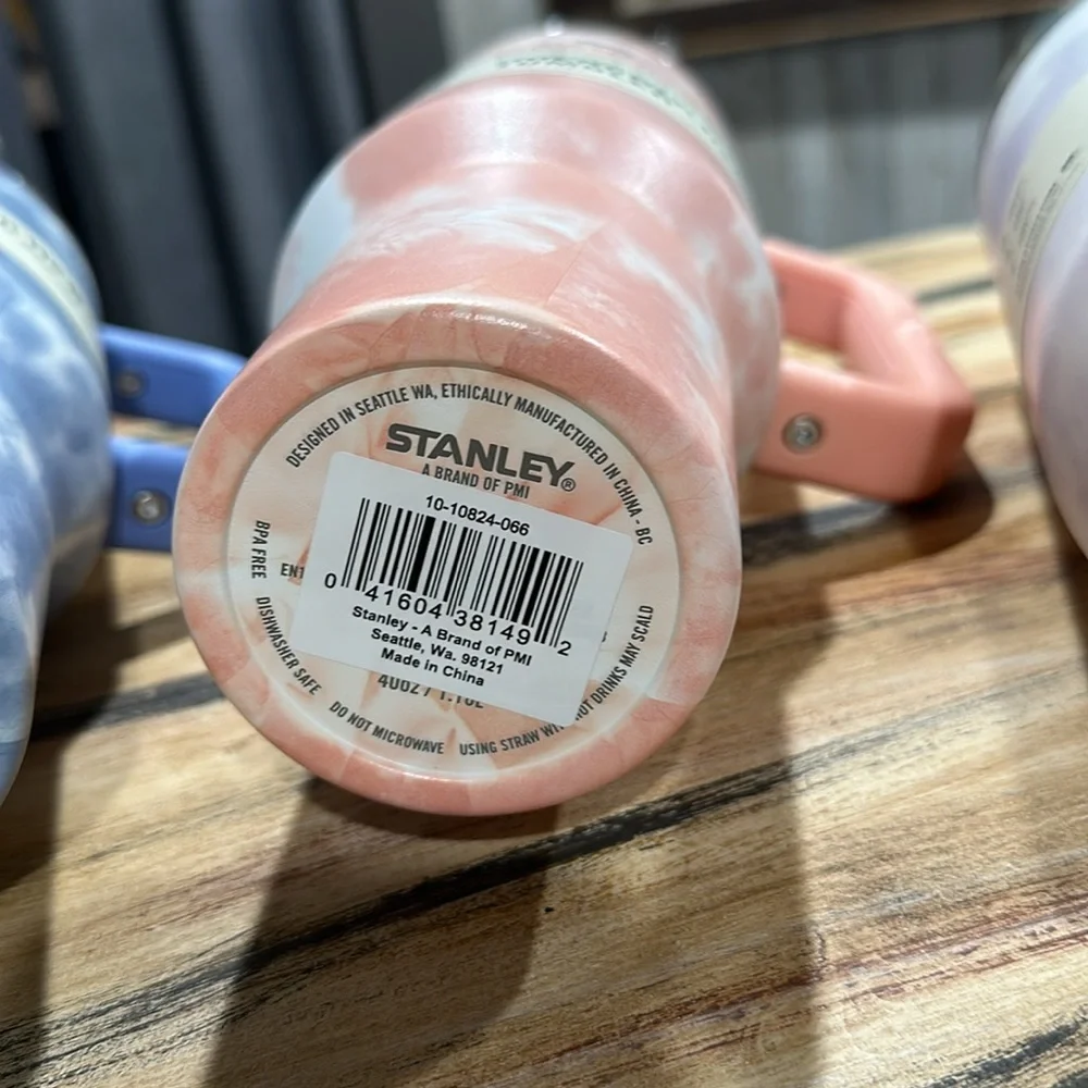 4 STANLEY TUMBLERS - Picture 6 of 7